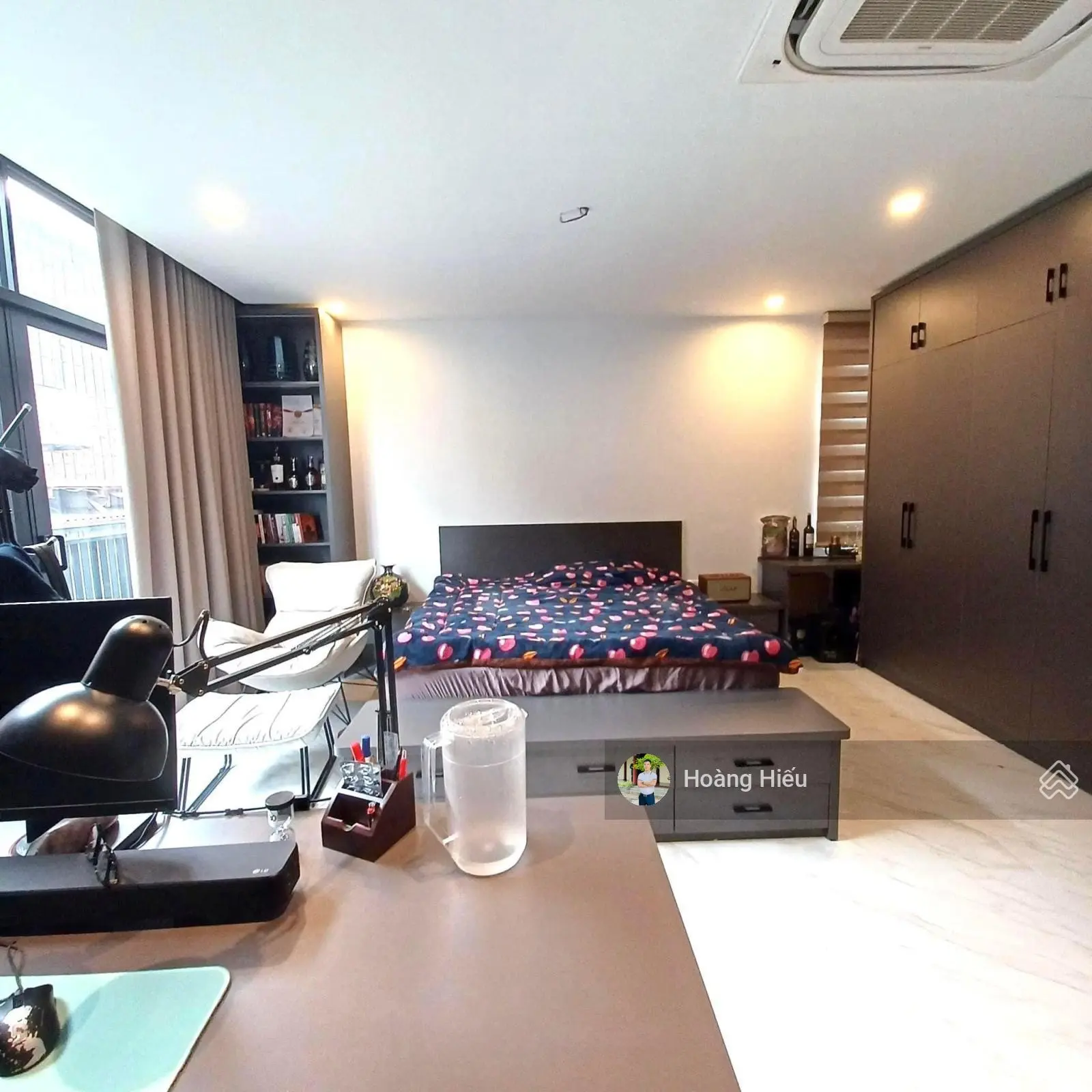 Cực Ngon, nhà mới ở luôn Cầu Giấy, ngõ to, 10m ra phố, thang máy, 40m, 6 tầng, tặng nội thất