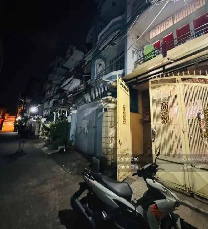 Bán nhà Lê Thị Bạch Cát duy nhất đường xe 7 chỗ quay đầu