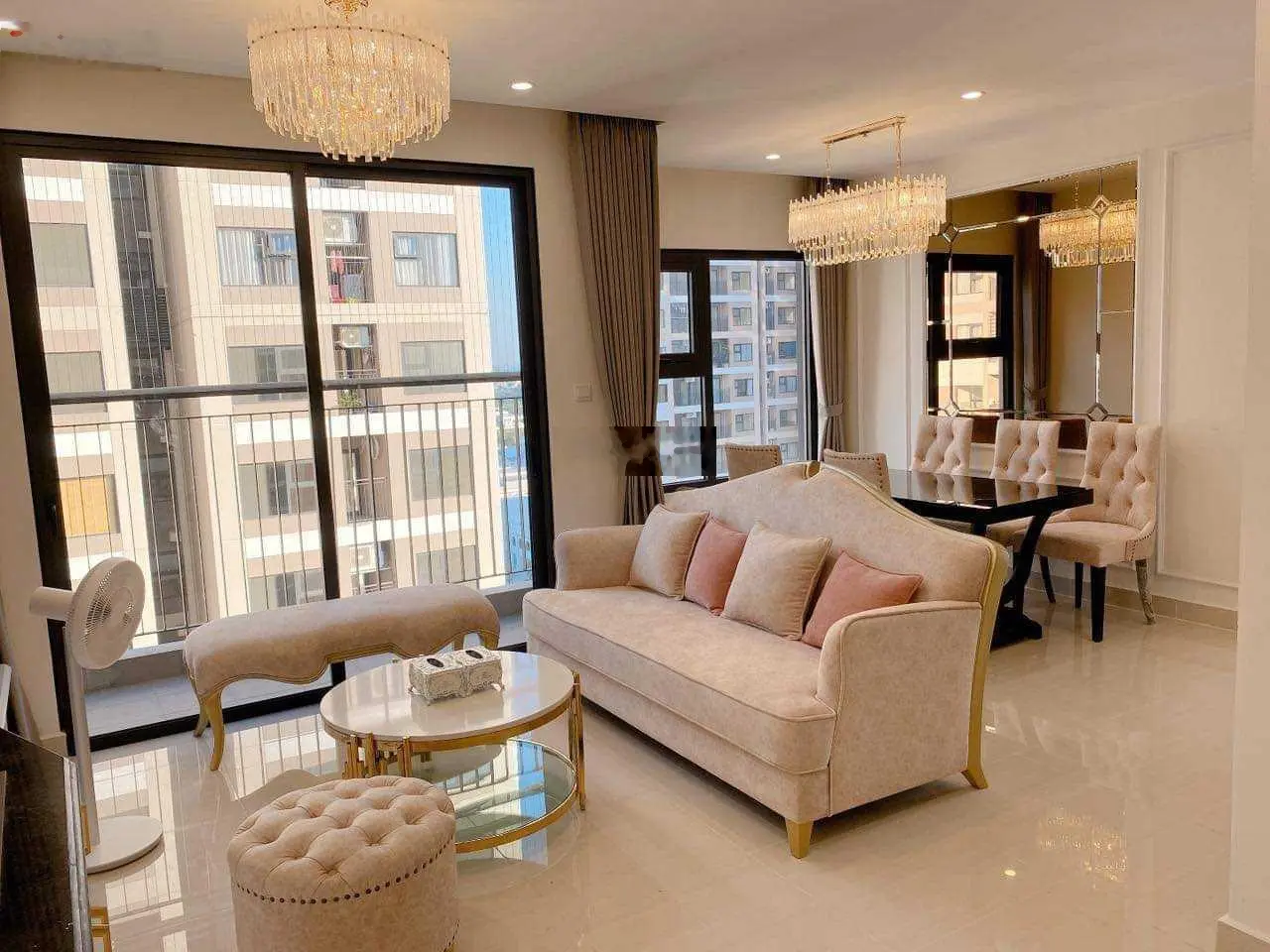 Nhanh tay sở hữu căn hộ 2PN + 1 góc diện tích 70m2 chỉ 2,45 tỷ tại Vinhomes Ocean Park Gia Lâm
