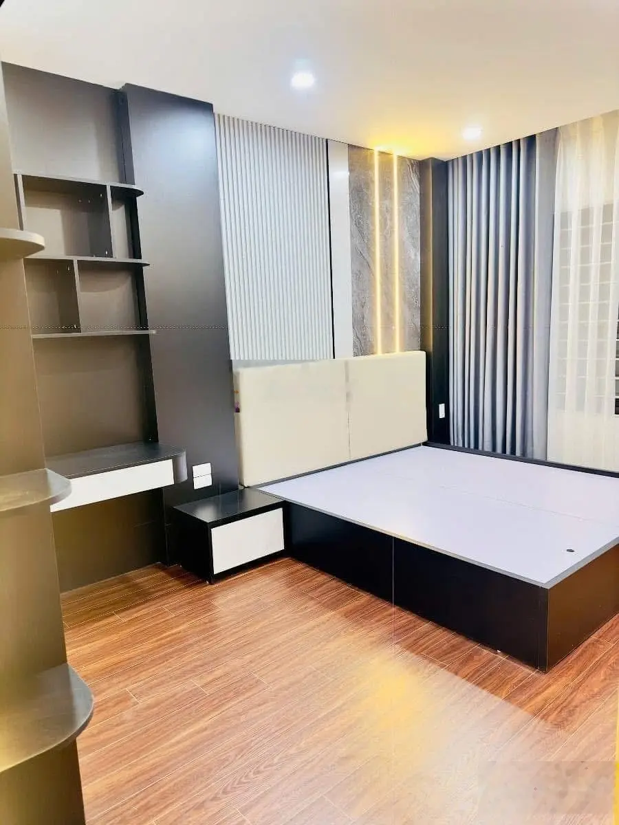 Hiếm! Bán nhà đẹp phố Kim Ngưu, 71m2 - 5 tầng thang máy, full nội thất cao cấp, giá 12 Tỷ