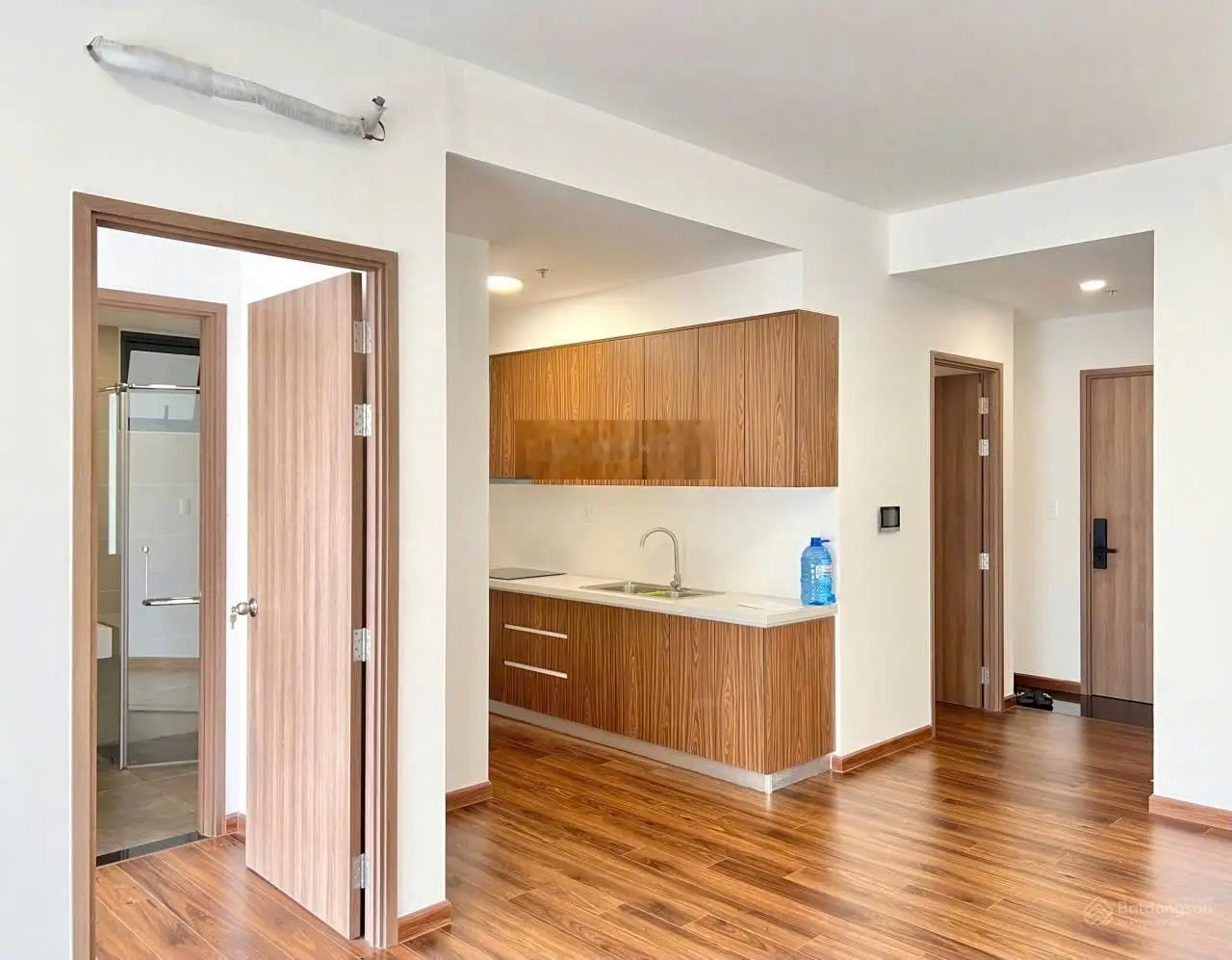 Bán căn hộ Akari 56m2 (2PN + 1WC) giá 2tỷ3 bao thuế phí sang sổ - LH 0931 793 ***