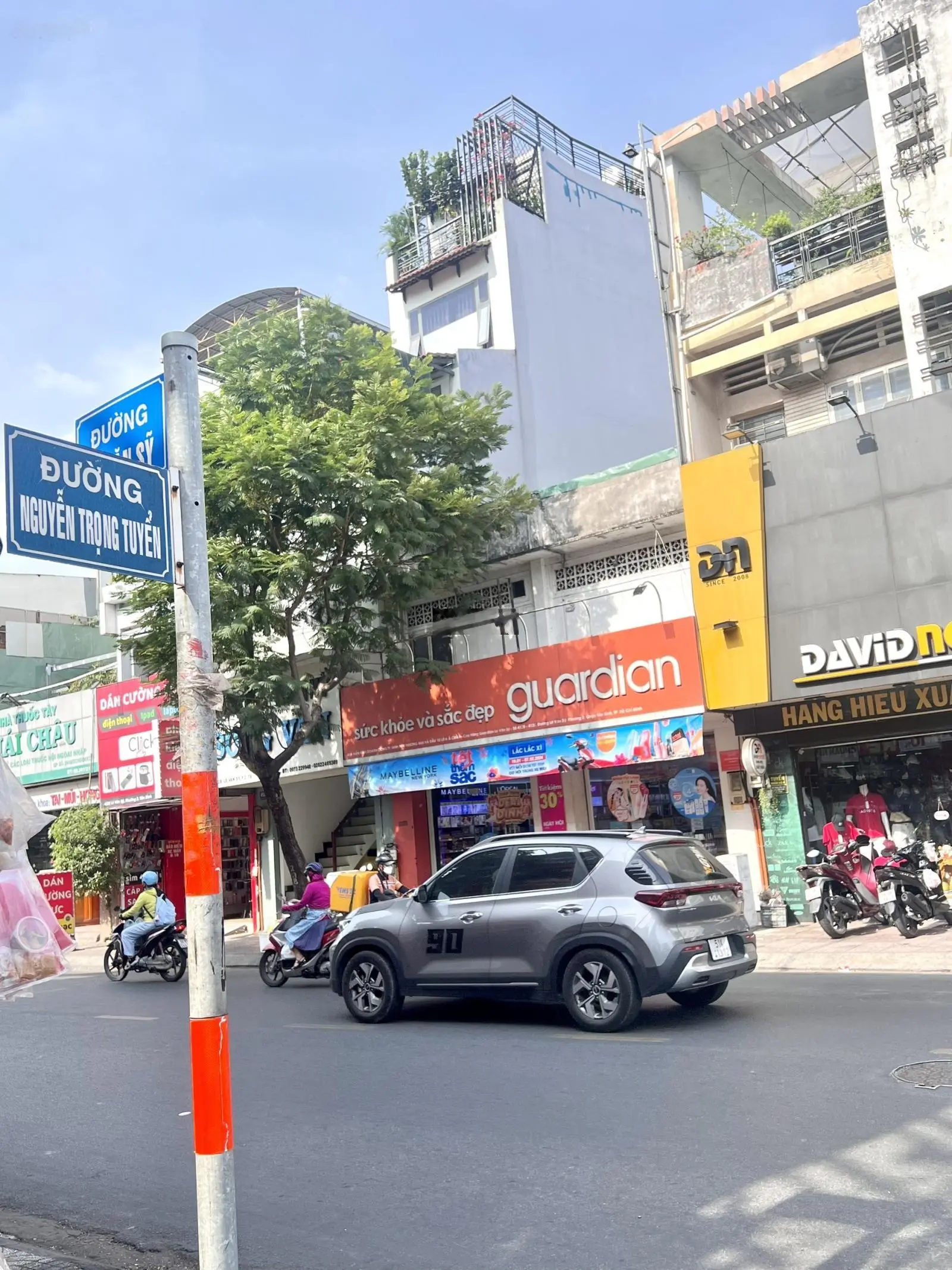 Chỉ 9 tỷ - nhà mới ở ngay DT 5x15m - 75m2 - 2 tầng 5PN Nguyễn Trọng Tuyển Tân Bình giáp sân bay QPN