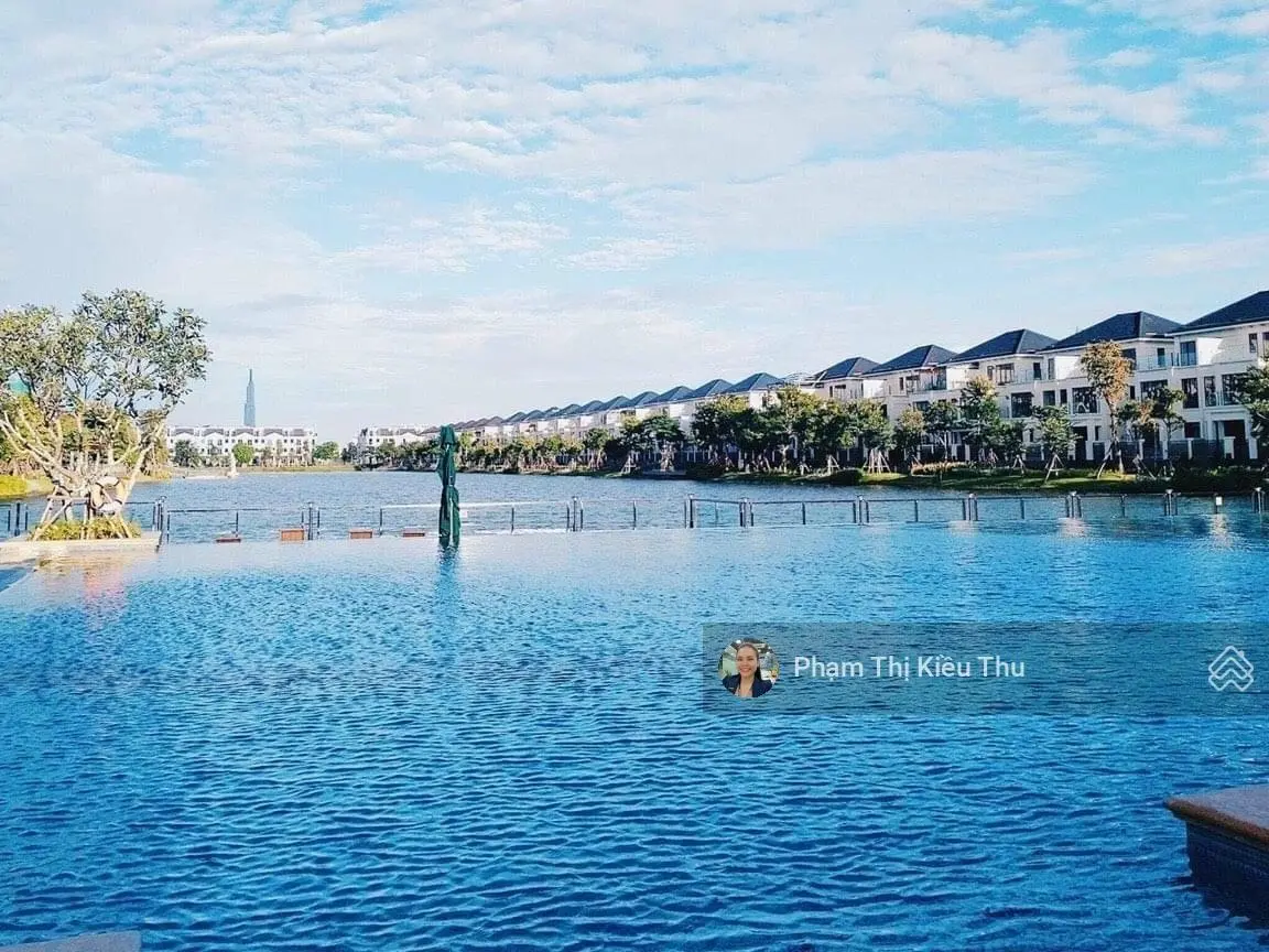 Bán gấp căn góc sân vườn Lakeview City hoàn thiện nội thất DT 168m2 5PN giá 27,5 tỷ Lh 0902872670