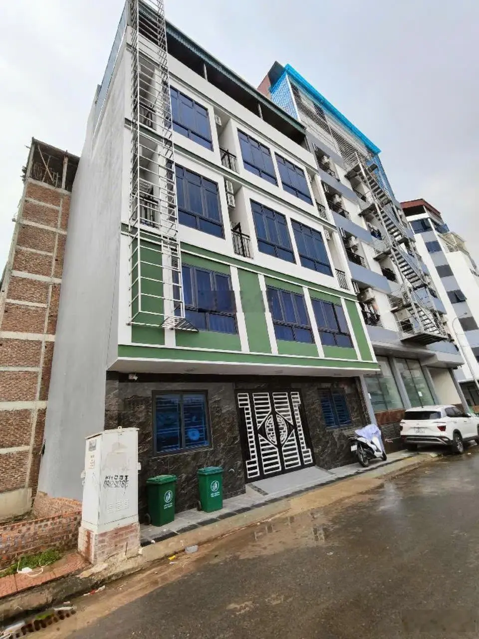 Vân Canh - Bán tòa CCMN 96.6m2 khu vực phân lô vỉa hè, vị trí đắc địa, giá 26 tỷ