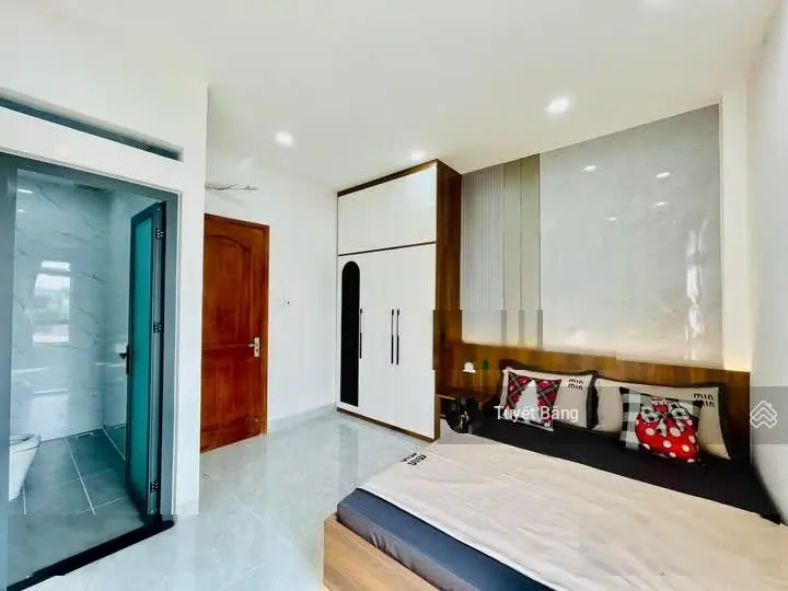 Gía cắt lỗ sâu chỉ 3 tỷ 2 ngay đường Ngô Quyền,Hiệp Phú,quận 9.Phía sau Vincom Plaza Lê Văn Việt.