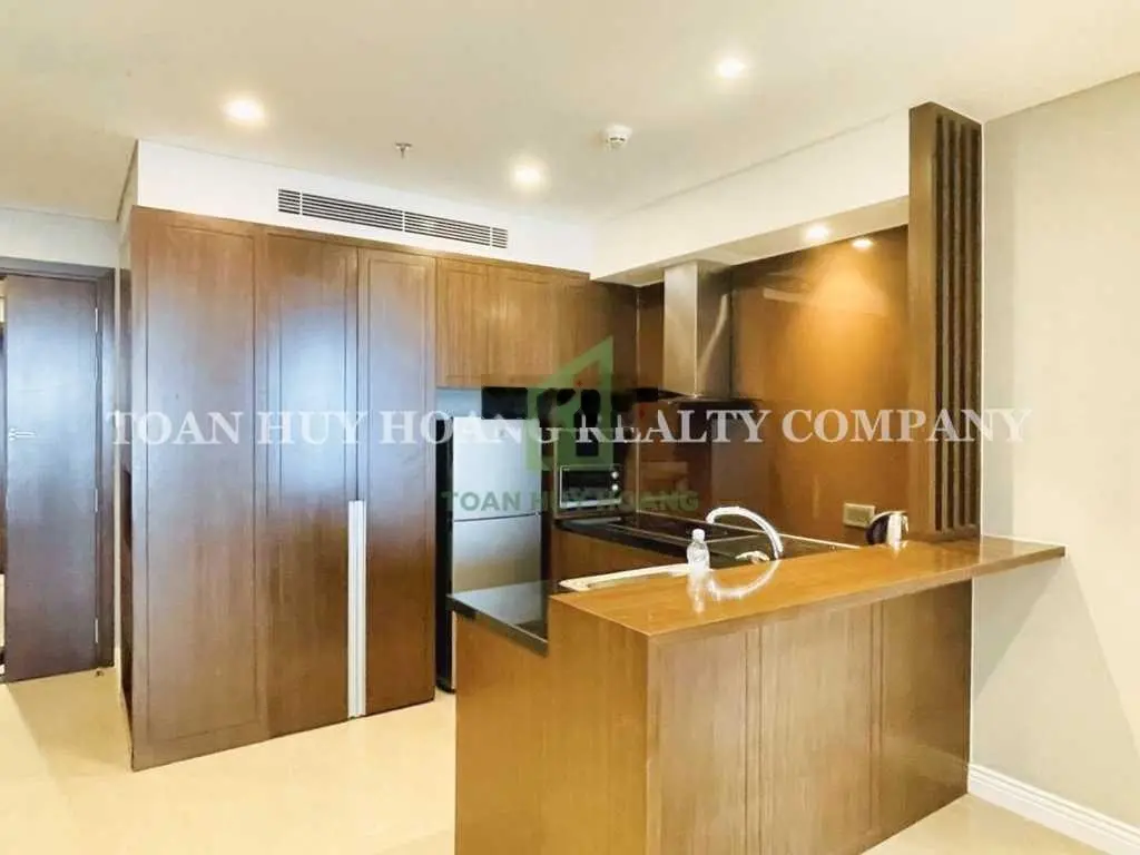 Bán căn hộ 2 phòng ngủ tòa Alphanam Luxury chuẩn 5 sao