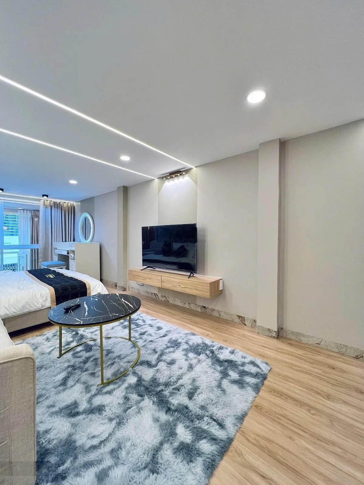 Bán Nhà MỚI Ở NGAY 20m Ra Mặt Tiền Ni Sư Huỳnh Liên Tân Bình 3 Tầng Hoàn Công~50m2 chỉ 5 tỷ hơn