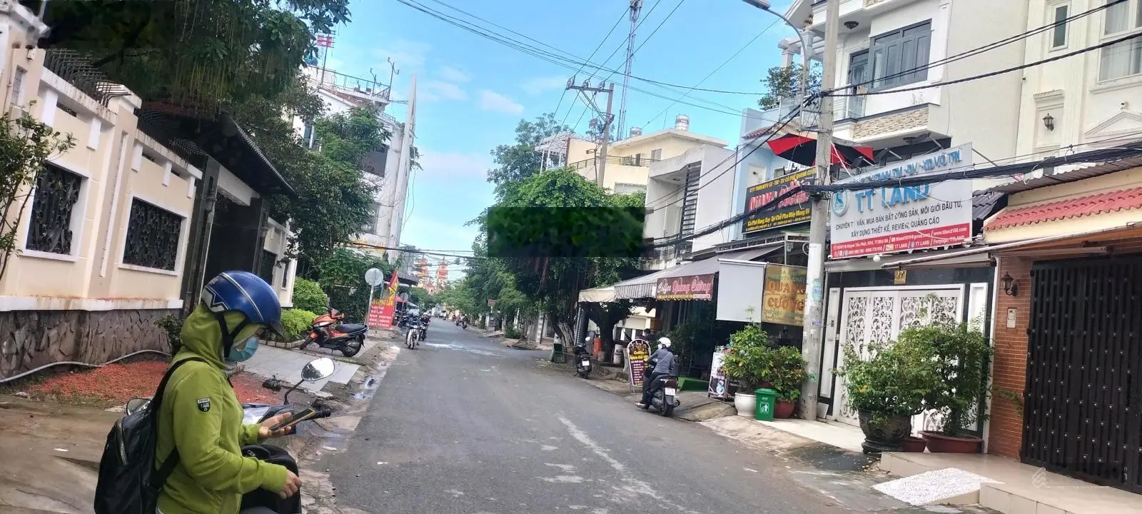 Nhà mặt tiền Huỳnh Thị Đồng, thị trấn Nhà Bè: 3 lầu 4*14m, 8 tỷ, giá chốt: Thương lượng, SHR