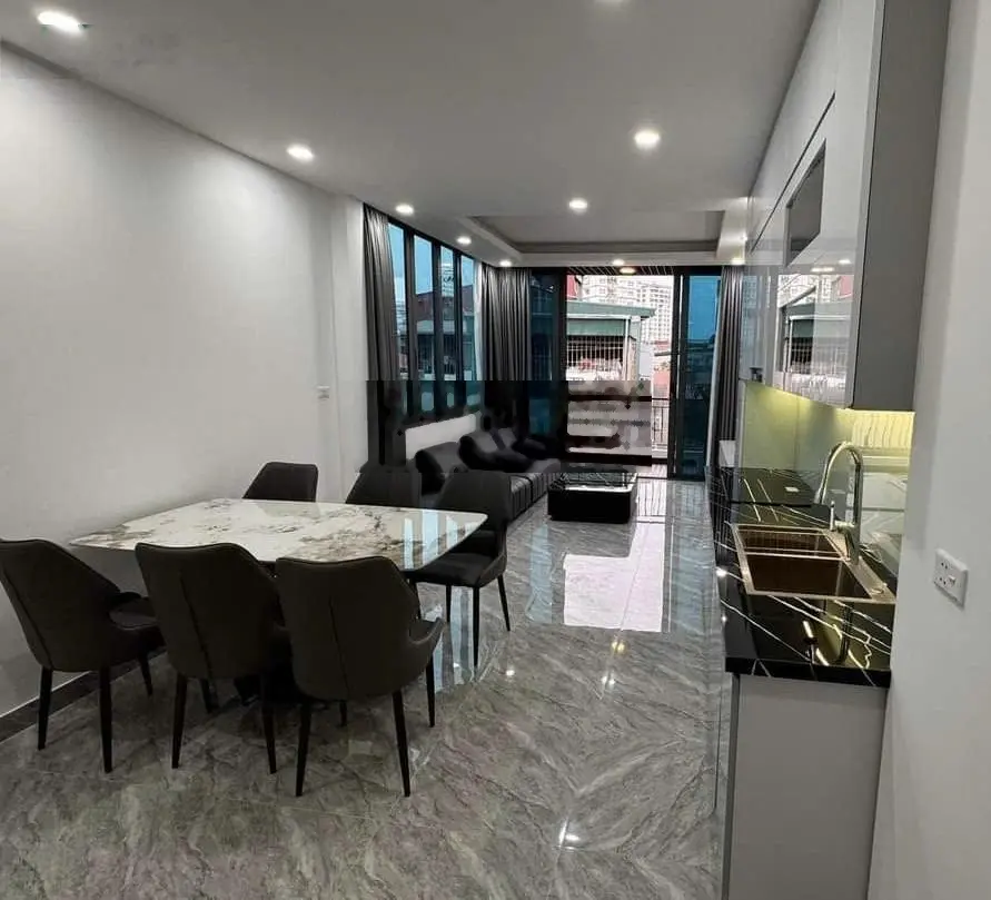 Bán nhà 5 tầng 1 tum Thanh Lương, Hai Bà Trưng - 40m2, full nội thất, ngõ ôtô, giá 10.9 tỷ