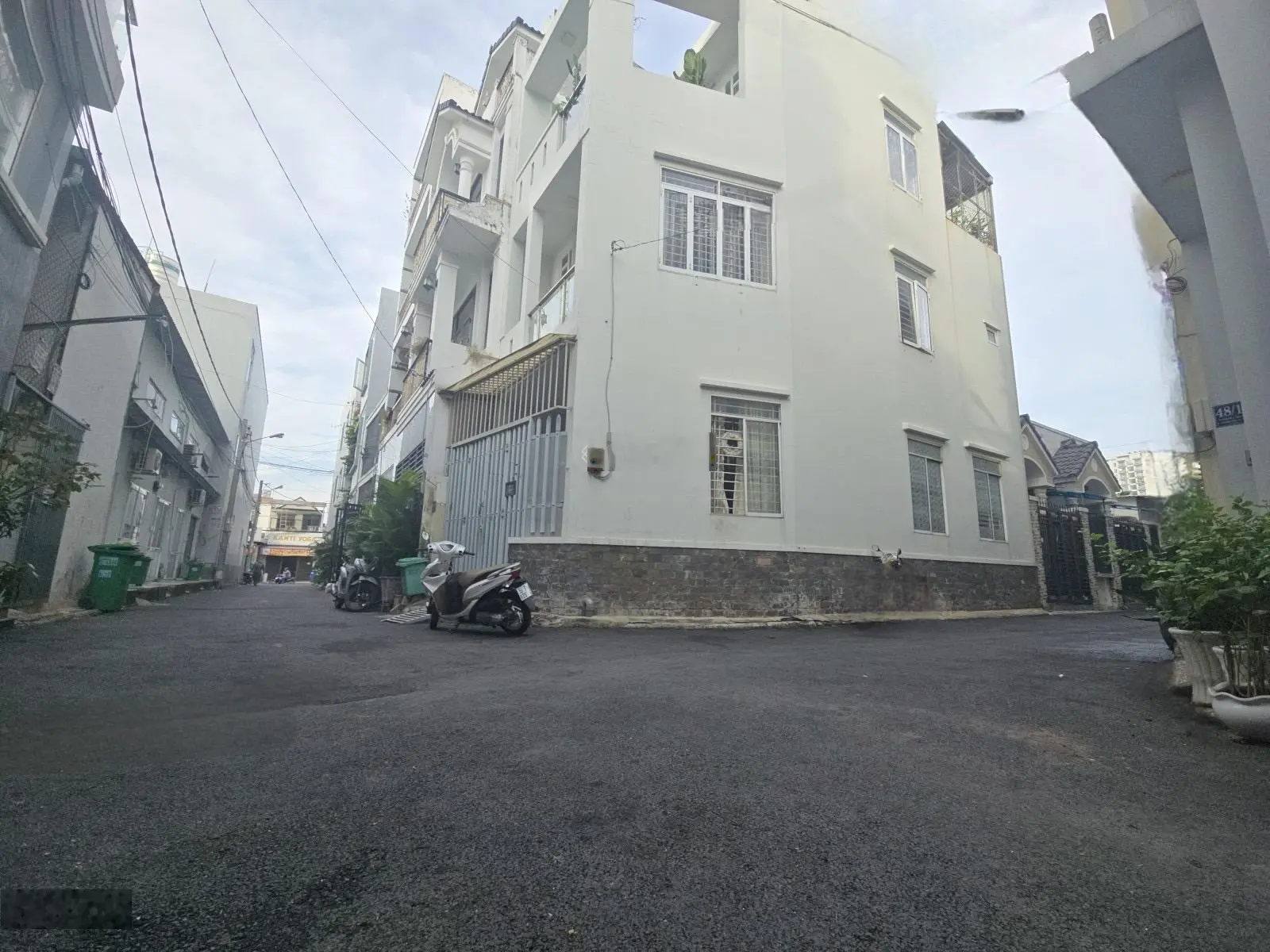 Nhà 3 tầng 3PN HXH ngay Uỷ Ban phường Trường Thọ, Thủ Đức, gần Đặng Văn Bi