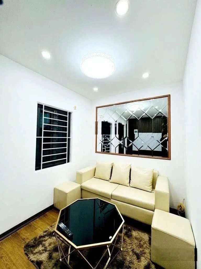 Bán căn hộ tt hai bà trưng sổ riêng 70m 3pn full đồ đẹp long lanh.