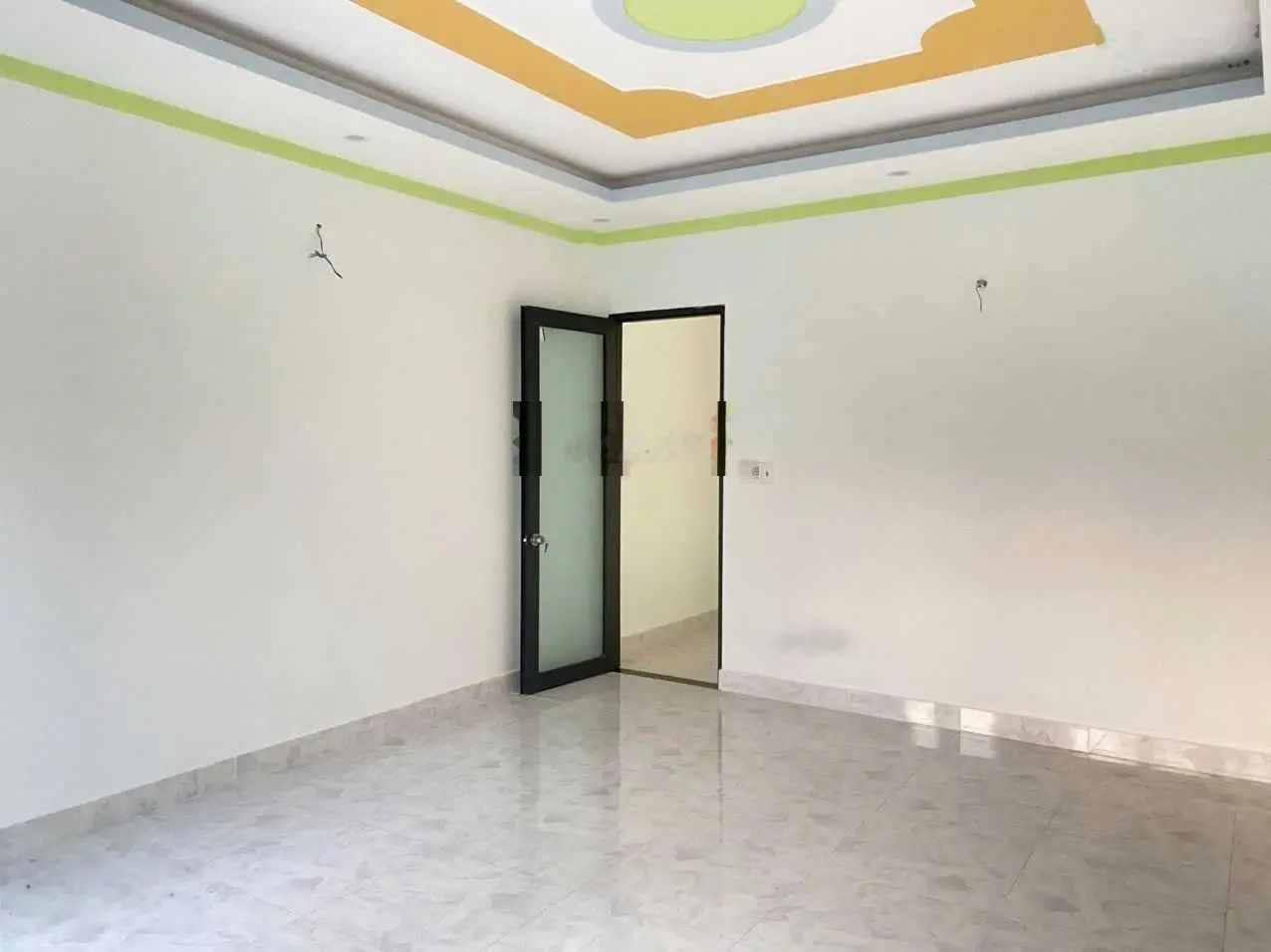 Bán gấp căn nhà 1 trệt 1 lầu ngay Thị Trấn Củ Chi, 82m2 hoàn công đầy đủ giá 1 tỷ 550 , sổ sẵn