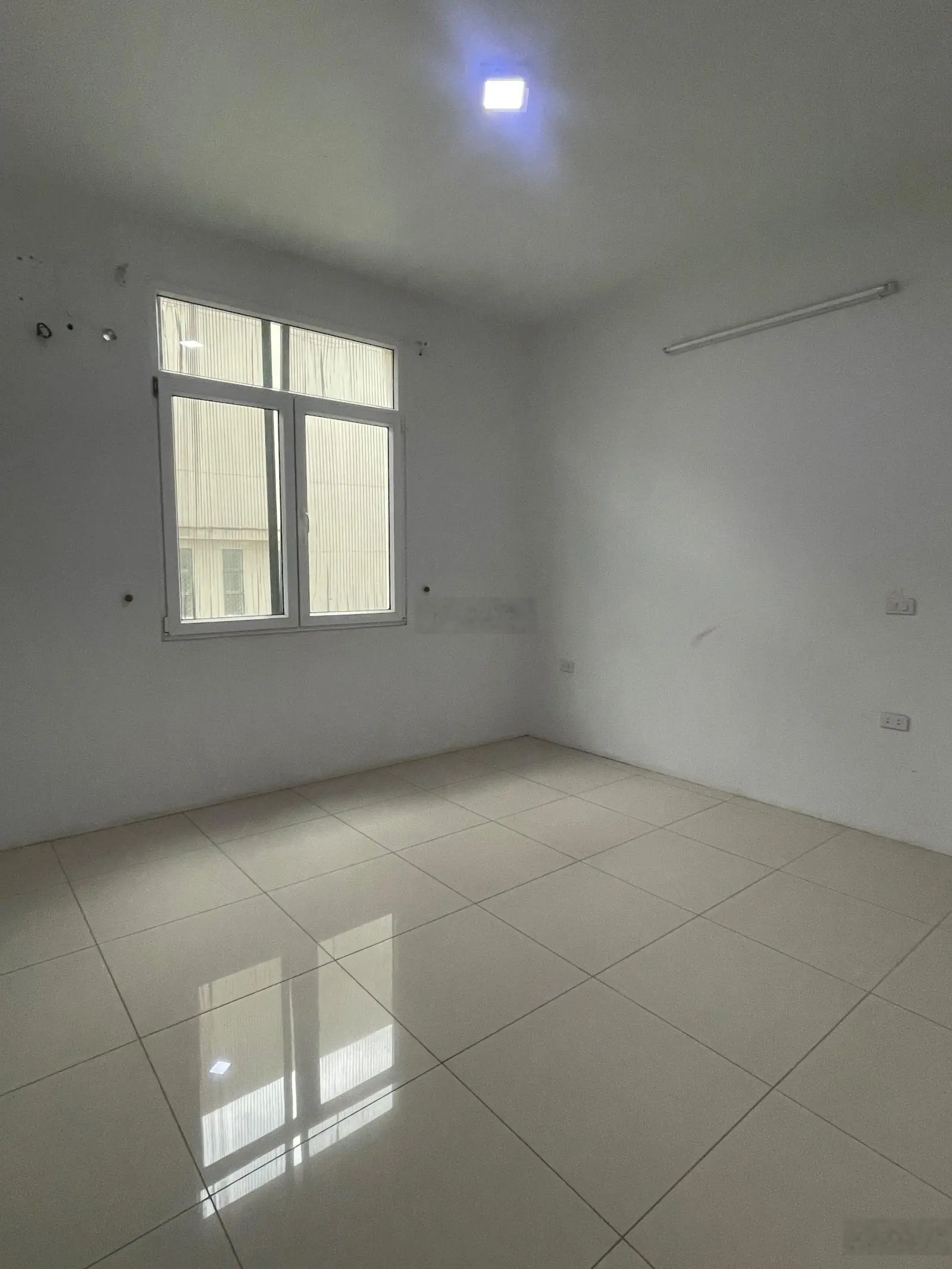 Bán nhà 4 tầng đối diện trường liên cấp Meri- Khu Vạn Phúc- Thanh Bình Tp Hải Dương.