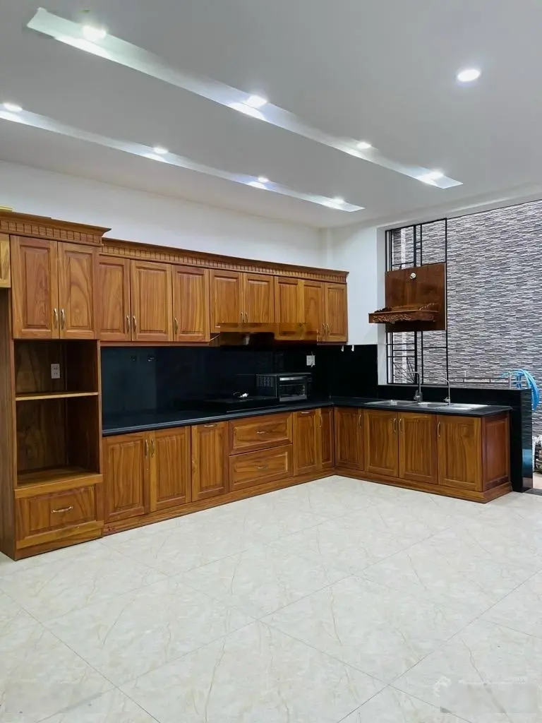 BÁN NHÀ HXH TL10, GIÁP TÊN LỬA, 4x18m TRỆT LẦU CHỈ 4.7 TỶ