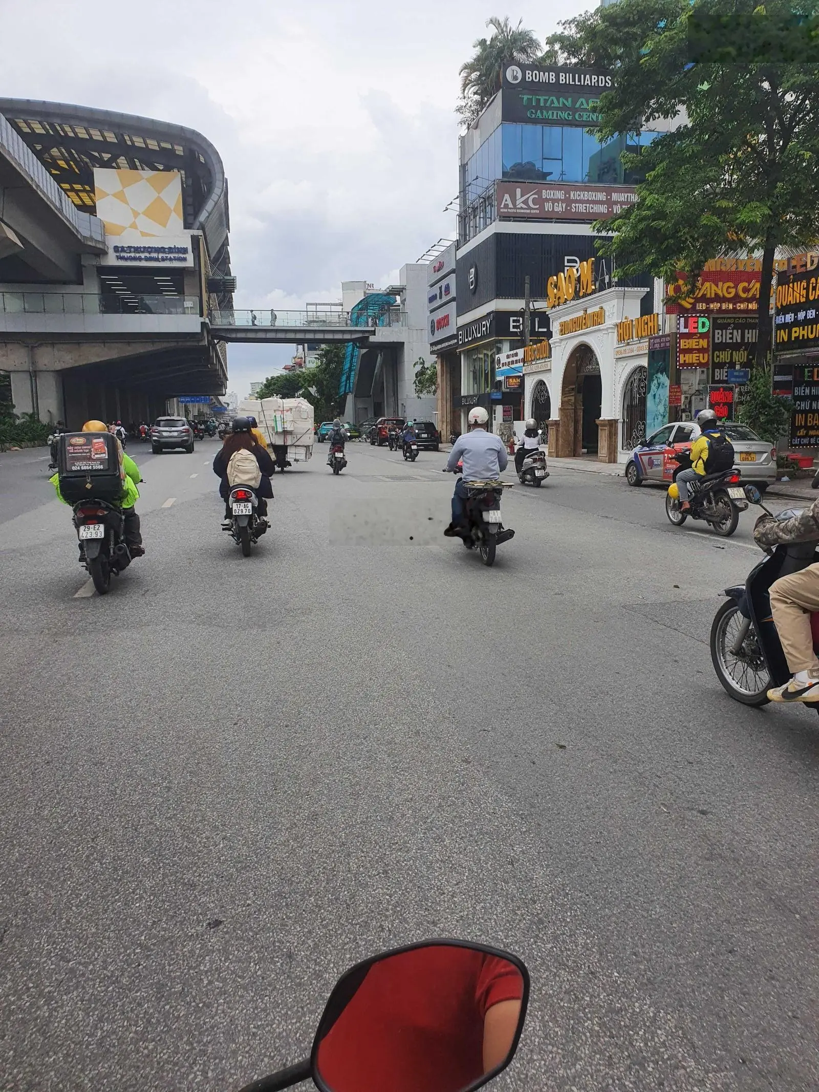 BÁN NHÀ MẶT PHỐ NGUYỄN TRÃI, THANH XUÂN - VỈA HÈ RỘNG - KINH DOANH ĐỈNH. 108M2- MT4.2M GIÁ 30 TỶ