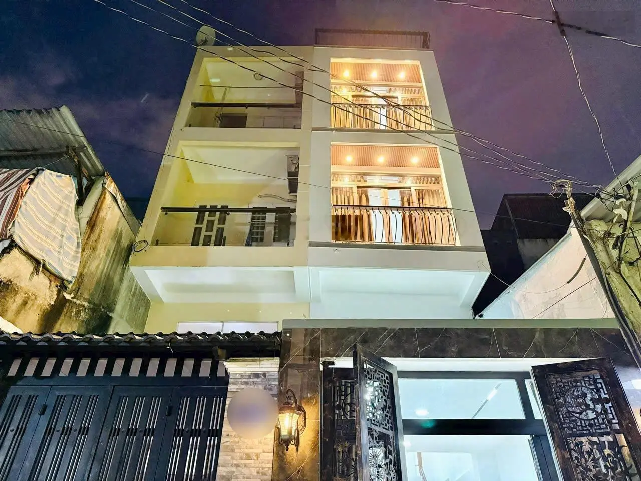 Không tin nổi! Nhà 18 Nguyễn Thị Minh Khai, P. Đakao, Quận 1, 60m2, sổ hồng riêng chính chủ