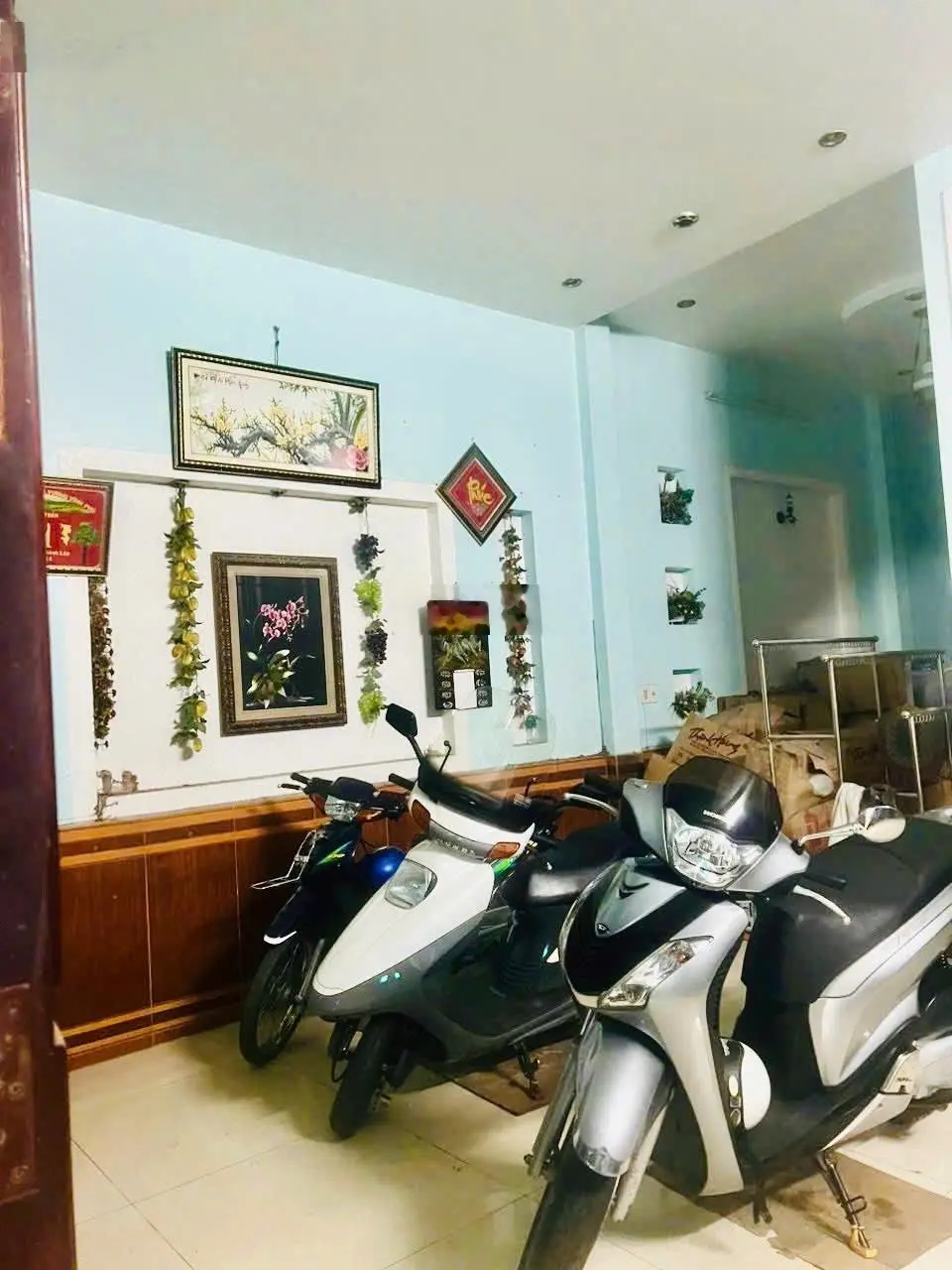 Bán nhà ngang khủng 8m hẻm VIP Phạm Văn Đồng oto tránh chỉ cách mặt tiền 30m - khu bên sông