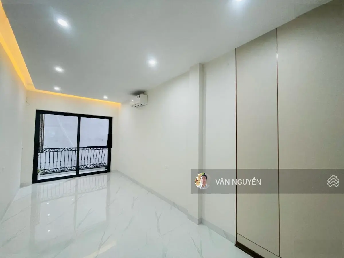 Nguyễn Trãi, xây mới tinh, 68m2 4,5 tầng, mt 4,3m, ôtô cách 10m, nhà thoáng sau vĩnh viễn, 3 thoáng