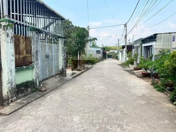 Chủ nợ ngân hàng cần tiền bán gấp lô đất, giá chỉ 1 tỷ xxx nhỏ thôi.