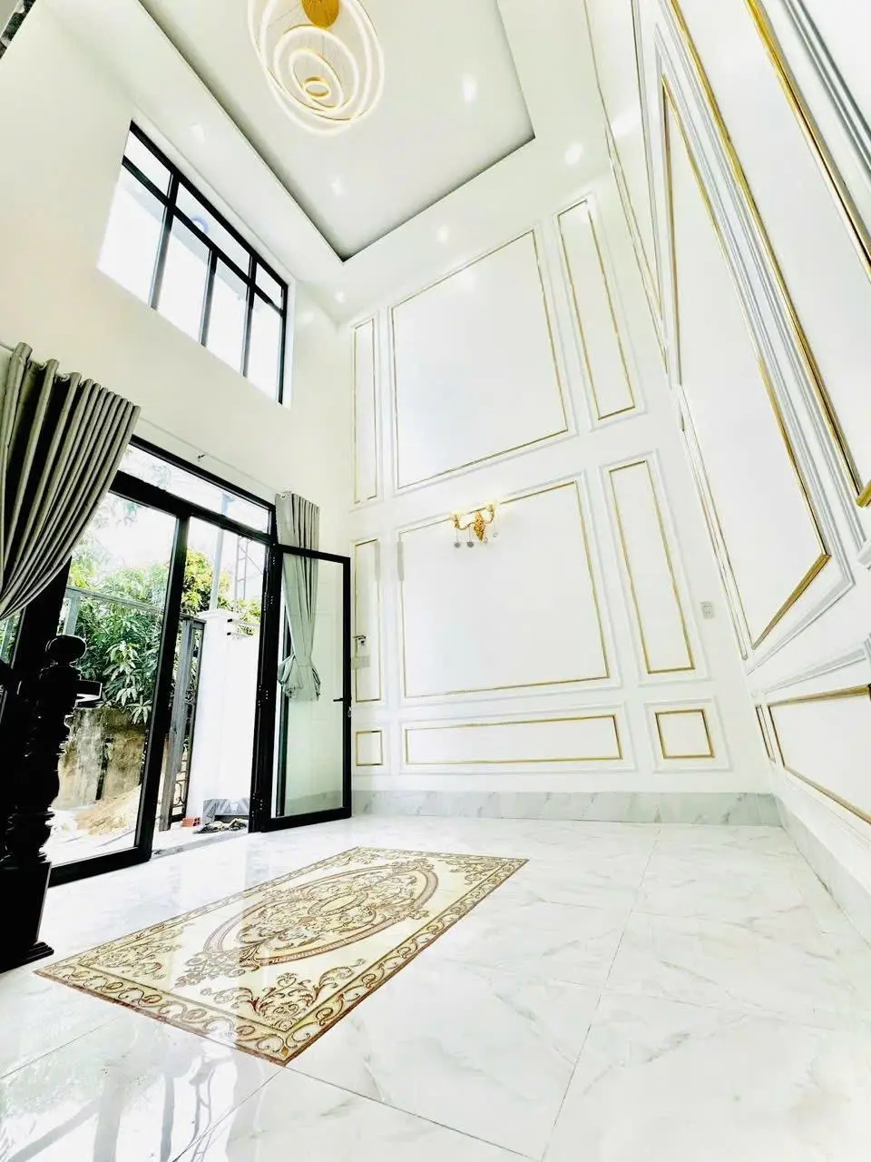 Nhà trệt lửng hẻm hai bà trưng cách mặt tiền chỉ 20m