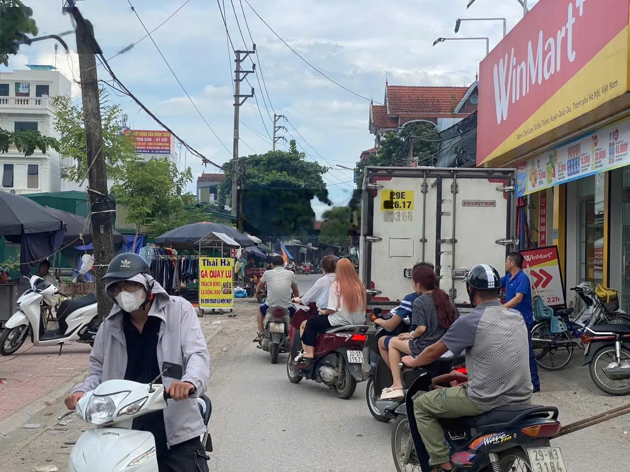 CC bán căn 4 tầng, ô tô qua cửa, gần UBND, trung tâm xã chỉ 3,4 tỷ tại Phụng Châu Chương Mỹ