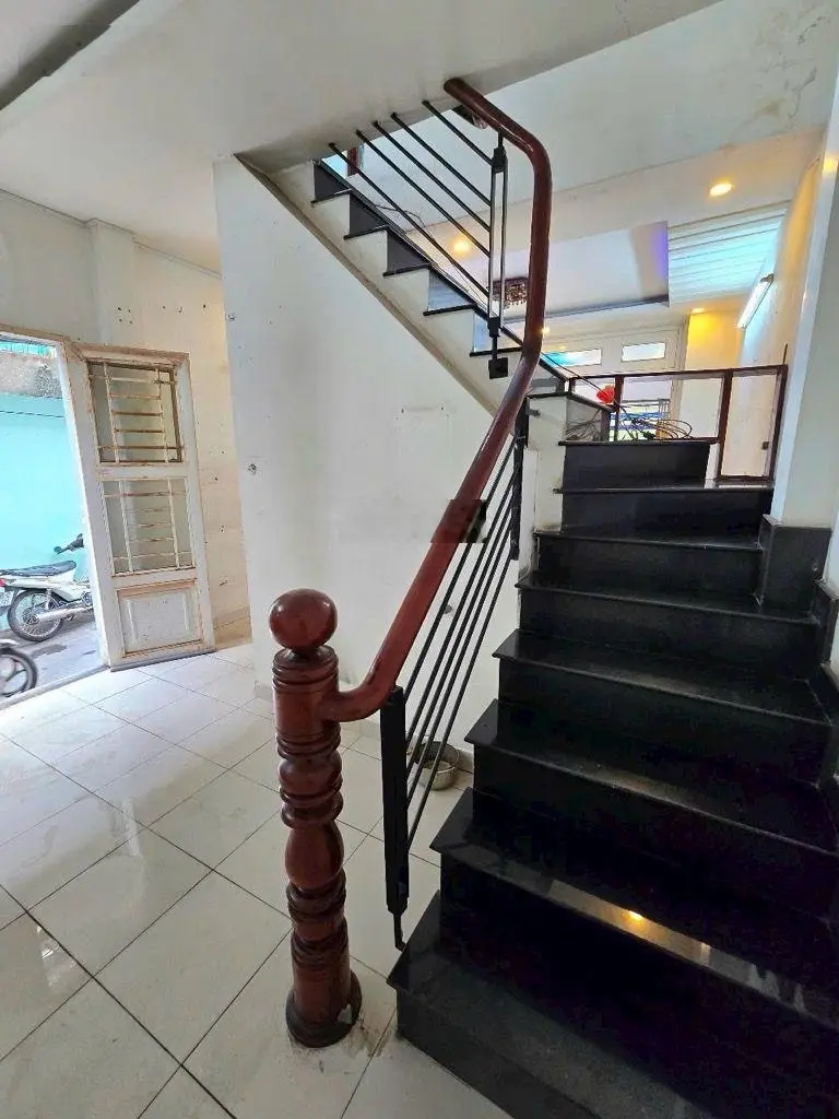 Bán nhà đường Bạch Đằng 2 mặt tiền - [ 4 x 13 ] hẻm 1 trục, gần mặt tiền, hẻm kinh doanh, buôn bán