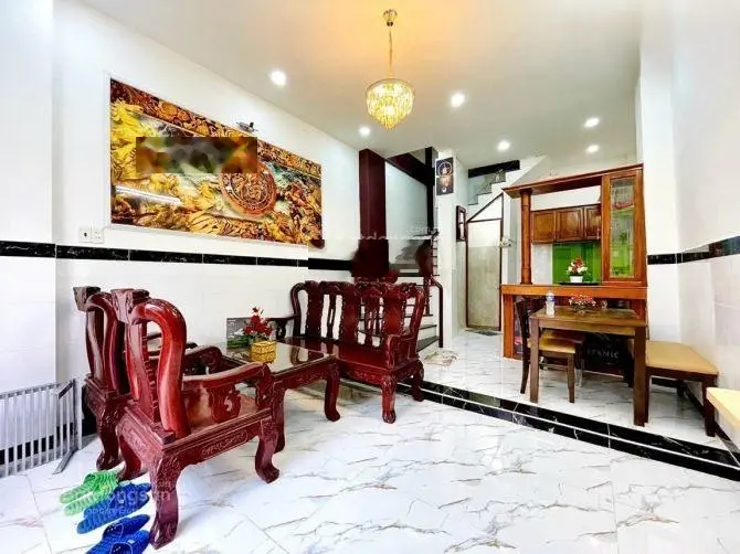 Chủ ngộp bán gấp nhà đường Lý Chính Thắng, P14, Q3 - SHR - 2 tỷ