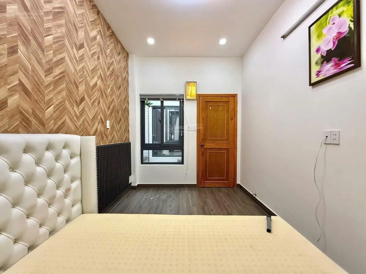 Hàng hiếm căn duy nhất Nguyễn Văn Công P3 HXH 4 tầng 4pn 3wc full nội thất
