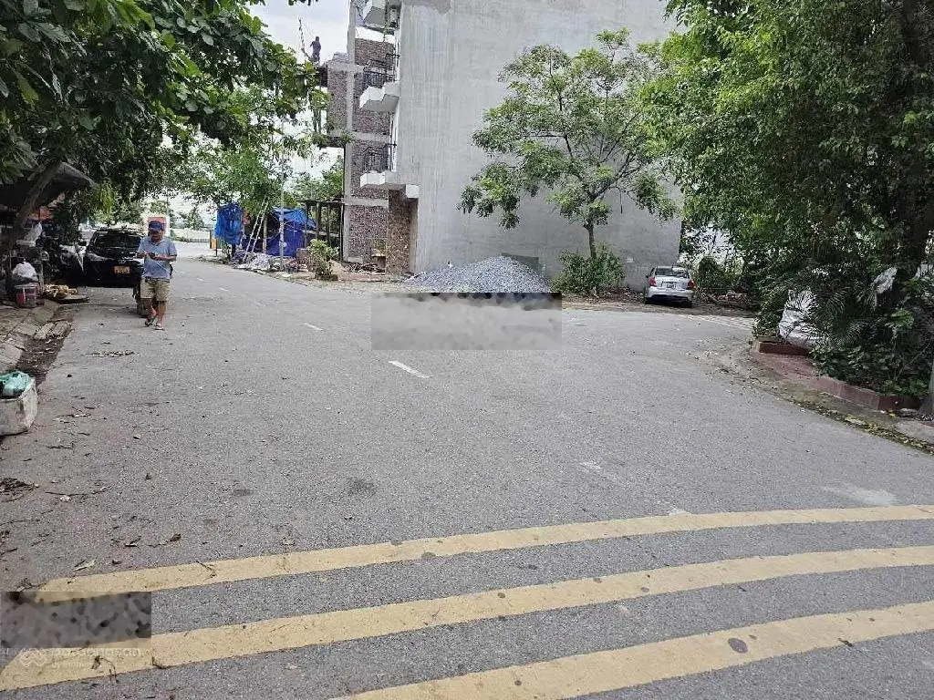 Bán Gấp 40m2 đất phân lô Tái định Cư Tu Hoàng mở rộng, Đường + vỉa hè ô tô tránh, Giá: hơn 6 tỷ