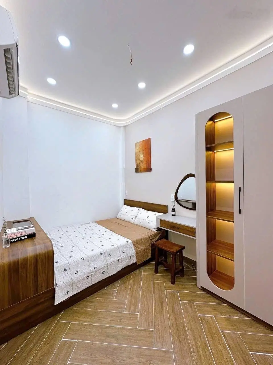 Kinh doanh thua lỗ bán gấp nhà mới xây Đ. Bàn Cờ - P.3 - Quận 3, đang cho thuê 29 triệu, 69,3m2