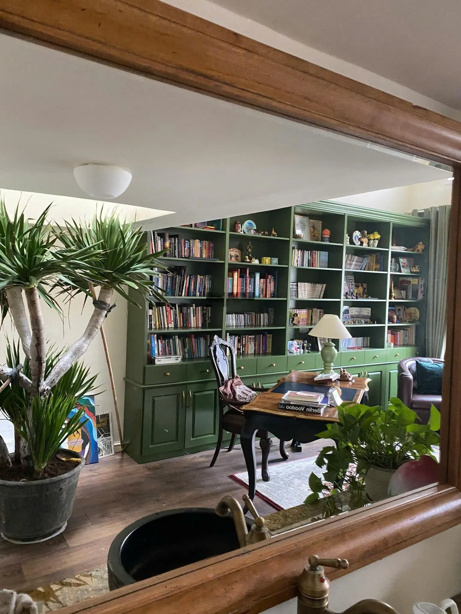 Chính chủ gửi bán căn LK 123m2 gần Clubhouse, sẵn sổ giao dịch ful nội thất