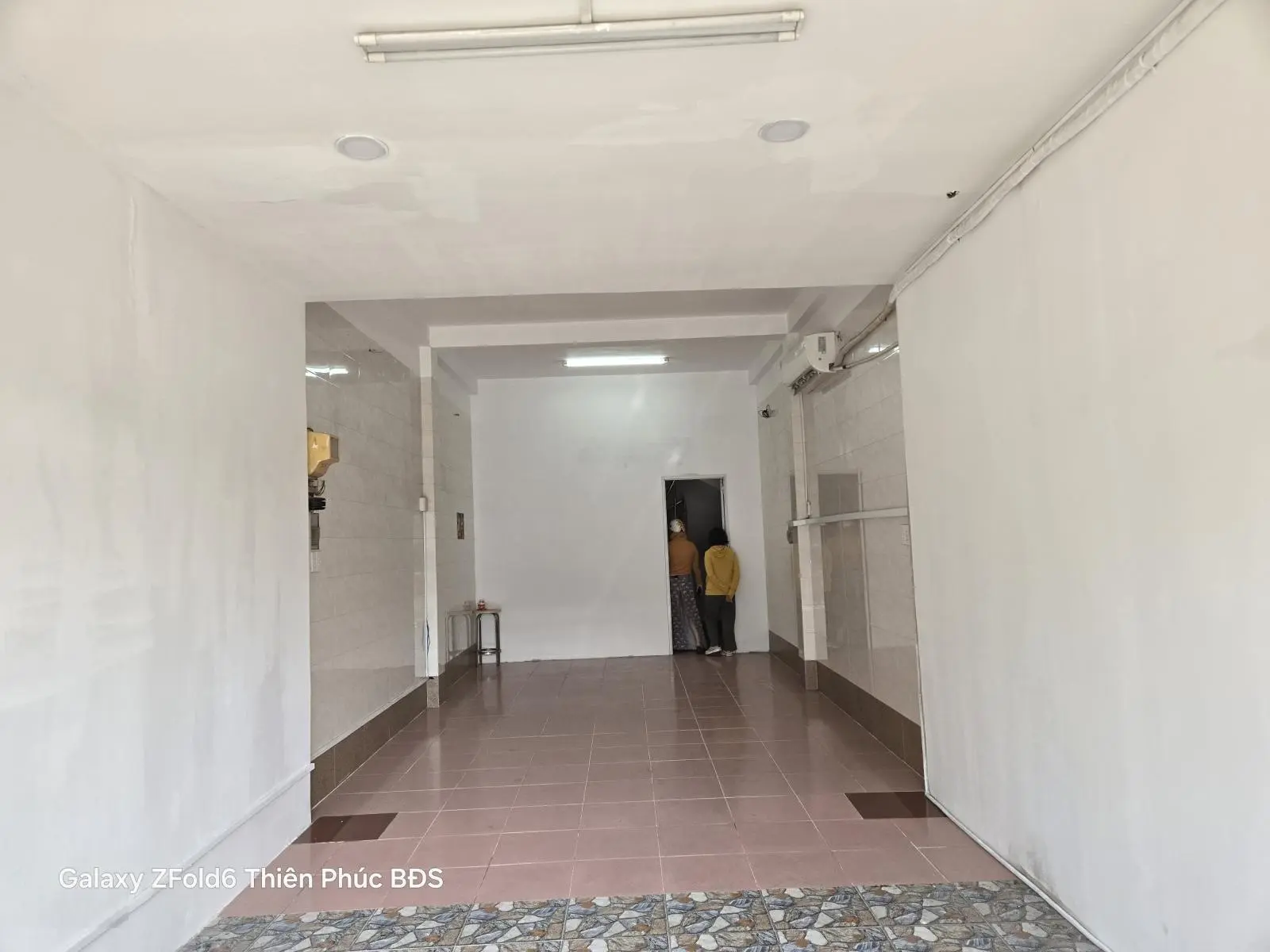 Nhà 3 tấm hoàn công MT đường D1,Tân Đông Hiệp, Dĩ An, giá chỉ 5,9 tỷ, 81m2.dts 148m.cho thuê 15 tr