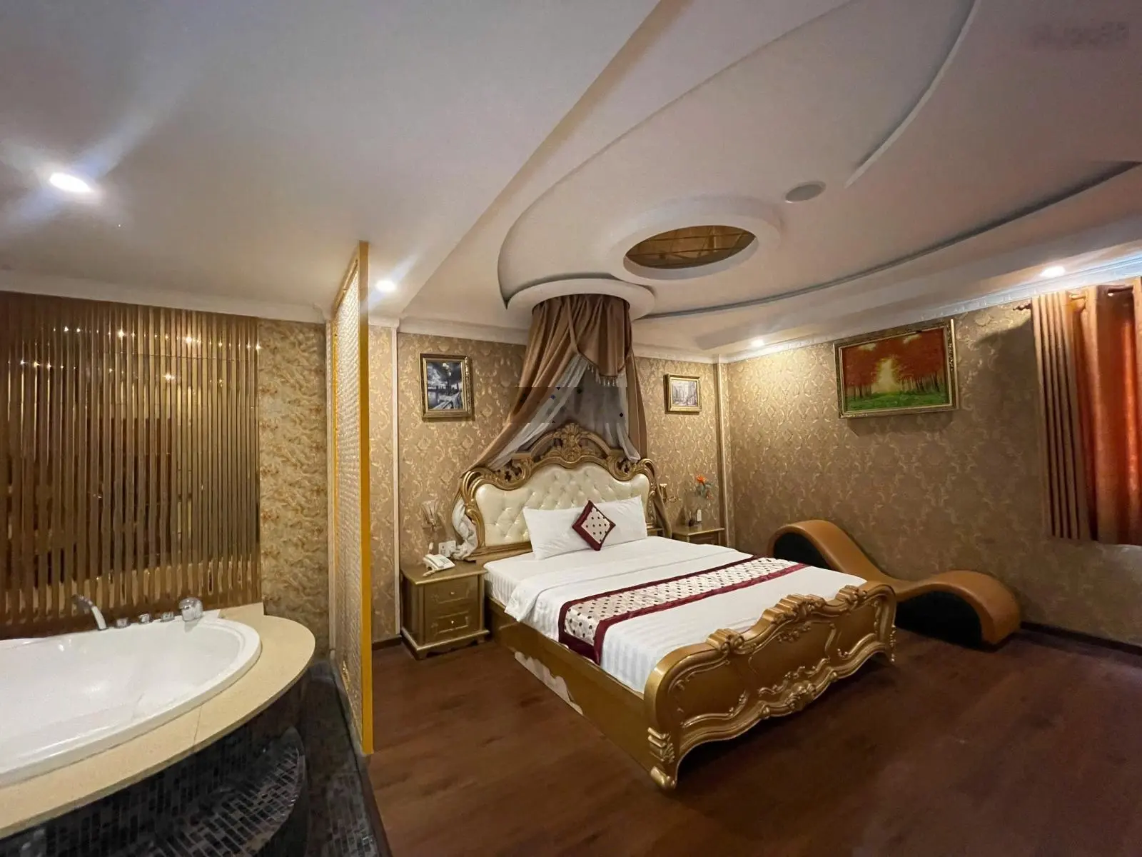 Siêu phẩm dòng tiền, tại Trung Sơn, 120m2 (6x20), 7 tầng, DT 250tr/tháng, vị trí đẹp nhất KDC