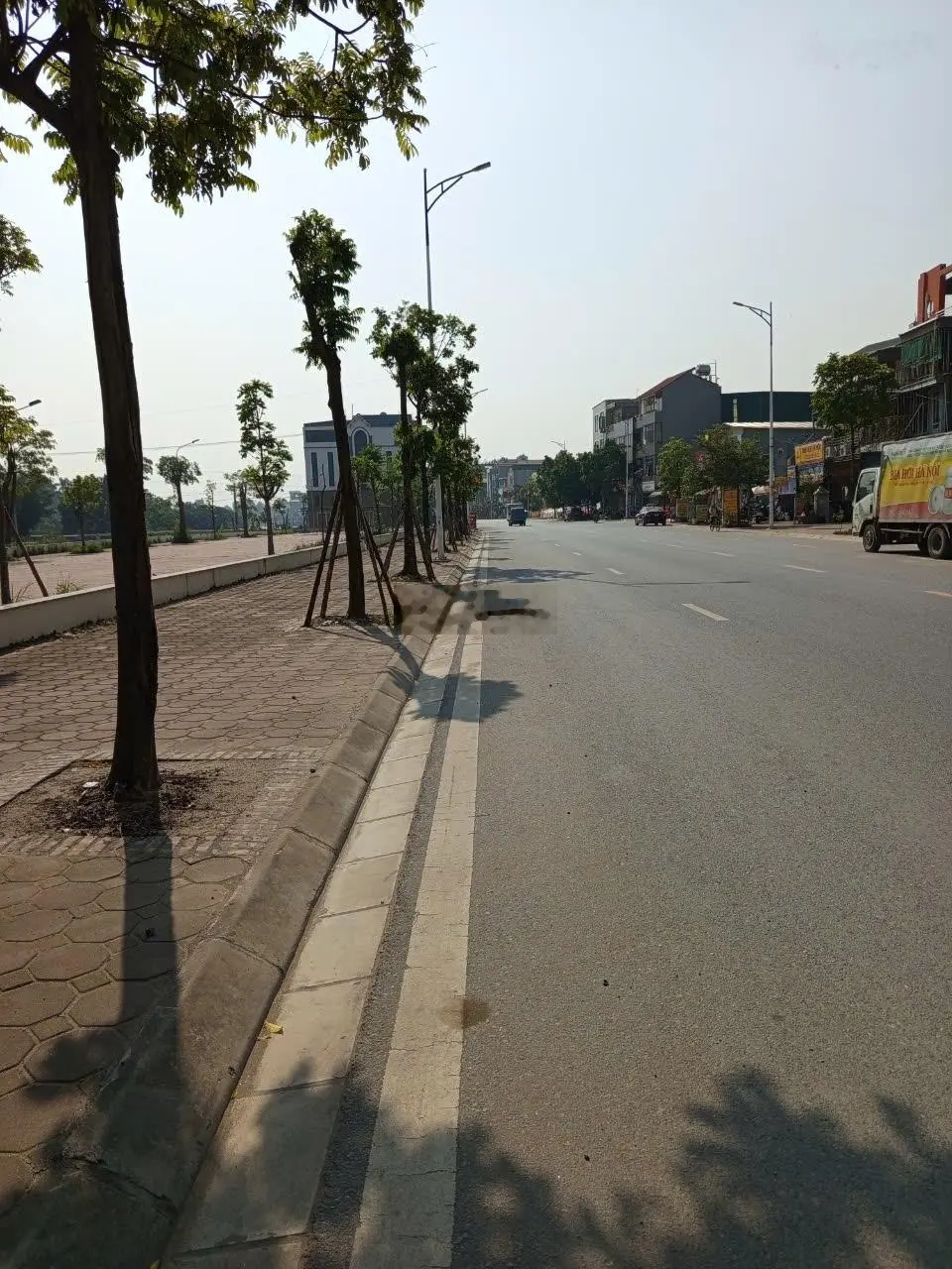 Mặt phố ỷ lan/124/143m2/4.3mt/4 tầng/16.2 tỷ có thương lượng