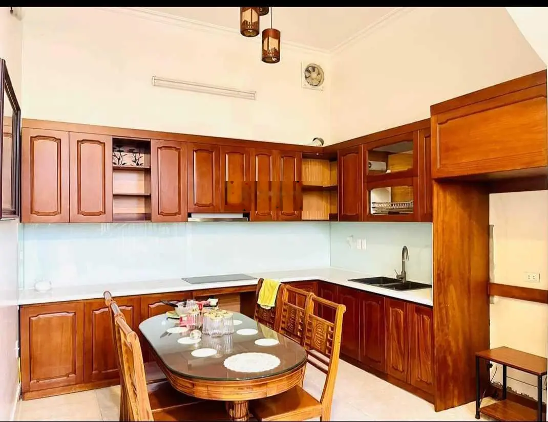 Chính chủ cần bán nhà Thiên Hiền diện tích 58m2, 4tầng full nội thất, giá 11, 5tỷ