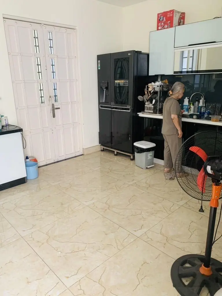 Bán nhà MTĐS KDC Ven Sông Tân Phong Q7 - 90m2 4 tầng - đối diện Rmit - tài chính 19 tỷ