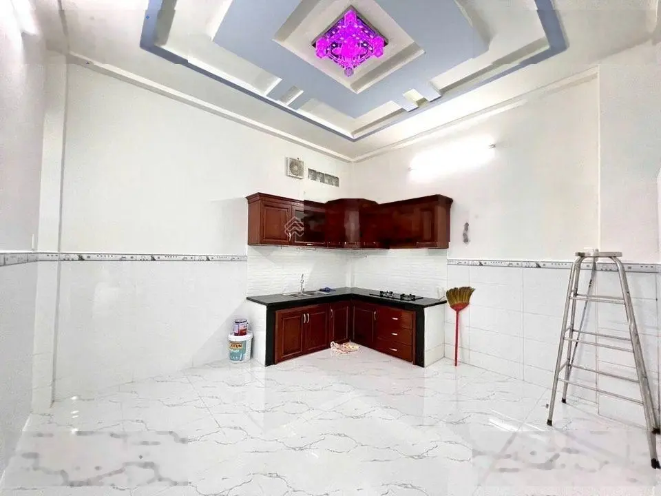 Bán gấp nhà mới xây shr quận 12, đúc kiên cố btct 2 tấm, 4pn, vị trí cực kỳ đắc địa