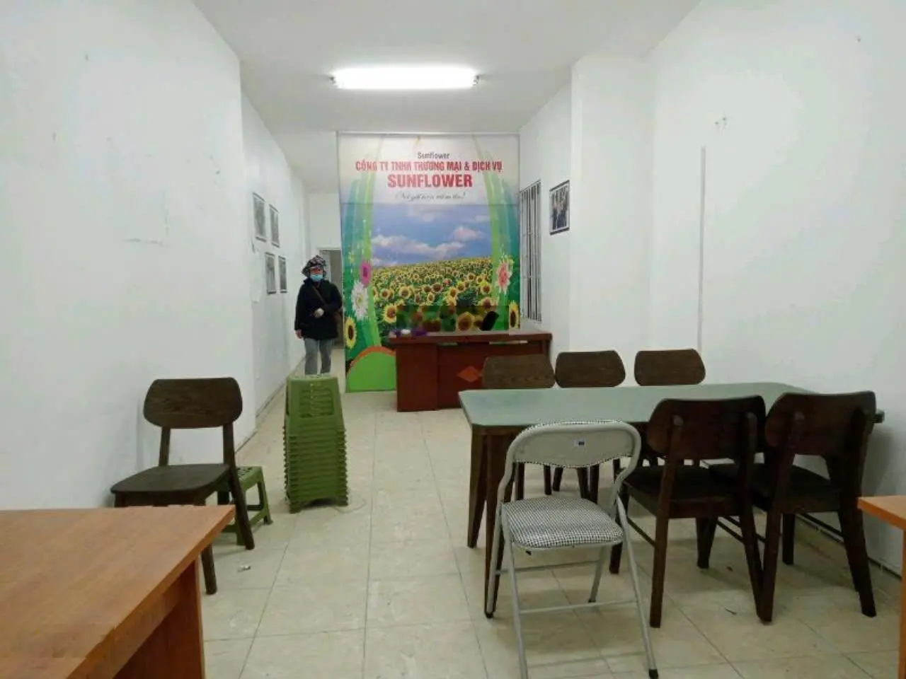 Bán nhà mặt phố Ngô Xuân Quảng 72m2, kinh doanh mọi loại hình, đường ô tô tránh