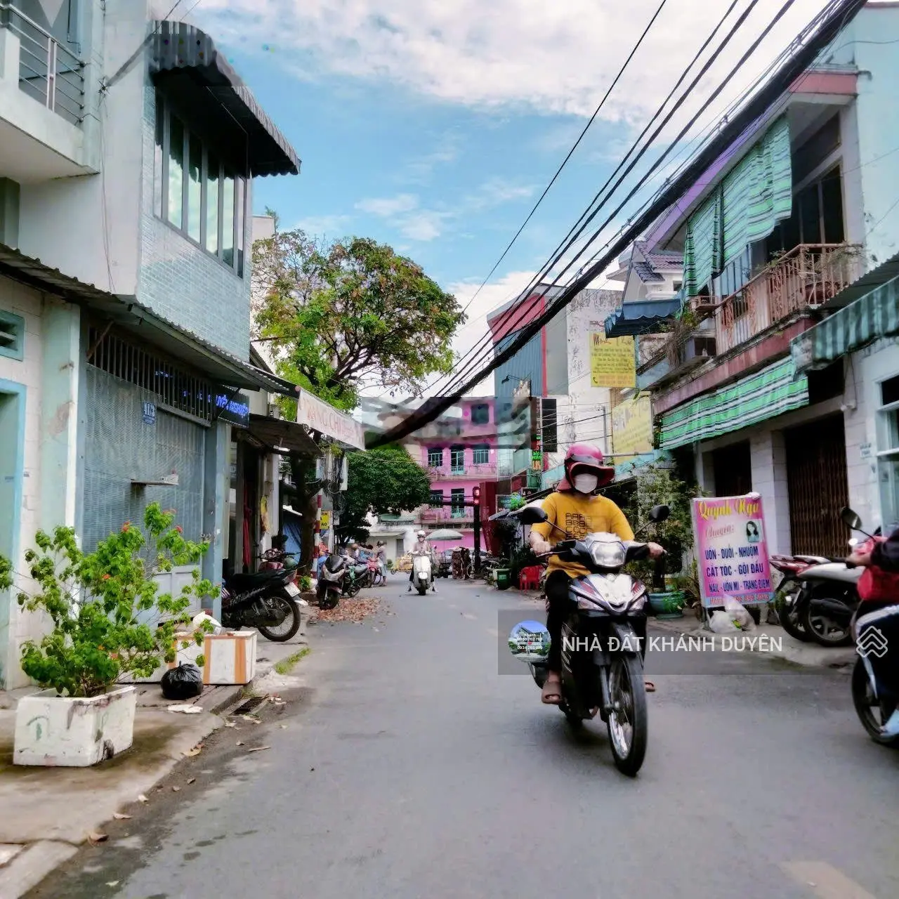 Nhà mặt tiền đường Lê Thị Ry, gần bệnh viện đa khoa, chợ hóc môn