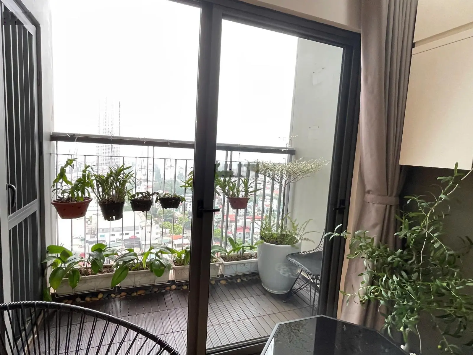 Chính chủ bán CH dự án Five Star Kim Giang, 78m2, 2N2W, ban công ĐN, sổ đỏ lâu dài.Giá 4,8 tỷ có TL