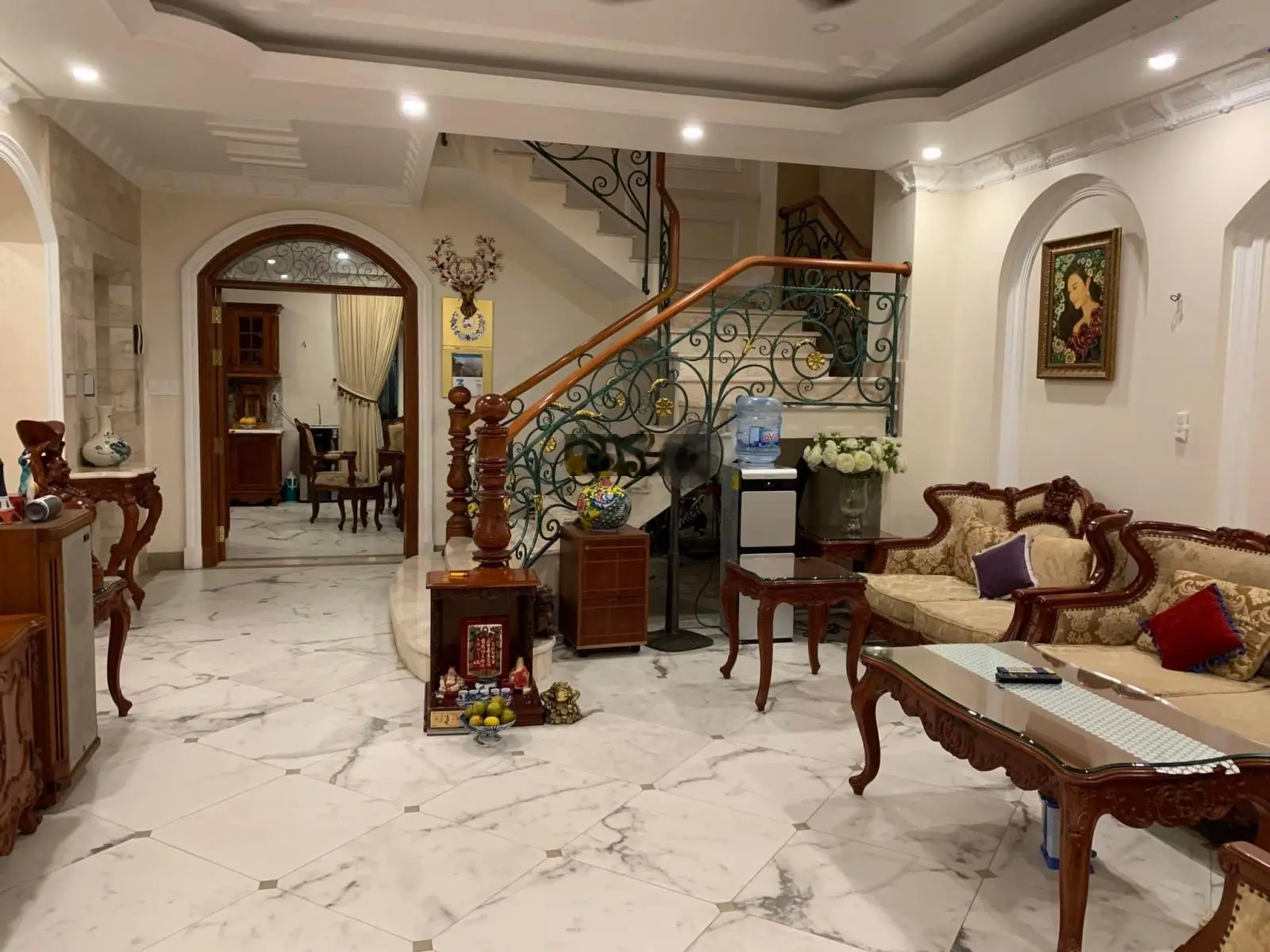 Biệt thự 5 tầng thang máy khu VIP Hồ Biểu Chánh 232m2