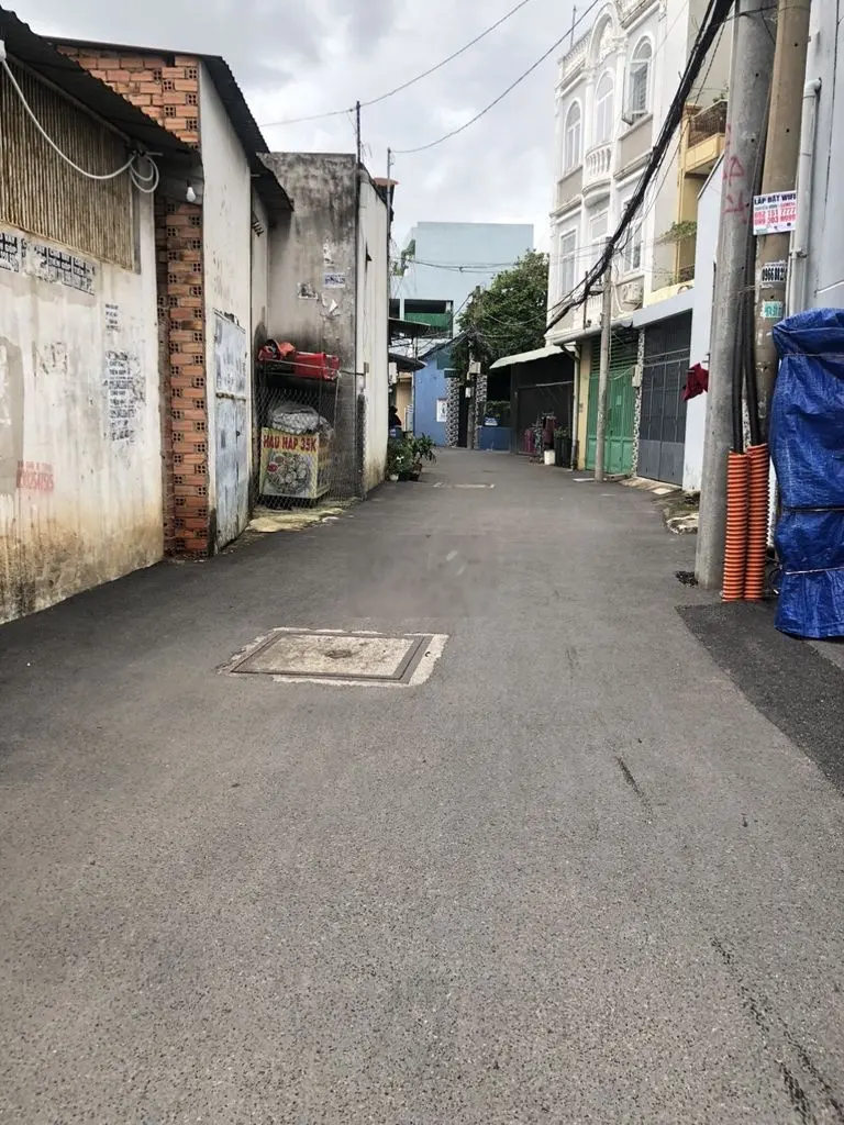 Đất kế Đại học SP Kỹ Thuật, TP Thủ Đức, giá chỉ 5,2 tỷ.
