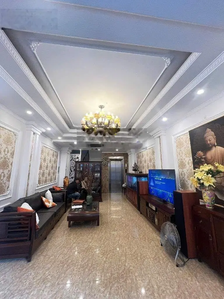 Bán nhà dân xây đường thái hà, đống đa. sổ hoa hậu - 2 view thoáng vĩnh viễn - oto vào nhà, sát phố