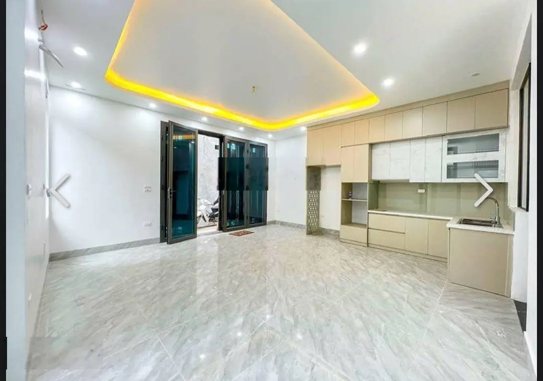 Hot! Bán nhà riêng 60m2, 10,9 tỷ, Âu Cơ, Nhật Tân, Tây Hồ, Hà Nội