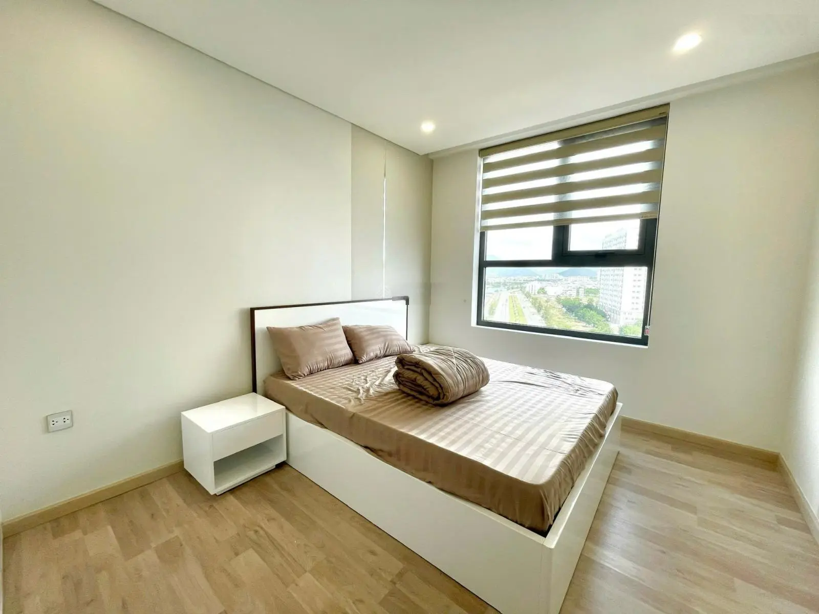 Bán căn hộ 2PN CT1 Riverside Luxury Nha Trang