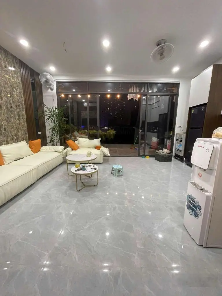 Bán nhà 7 tầng thang máy phố trần phú- ô tô vào nhà- trước nhà ô tô tránh- 16 tỷ 500