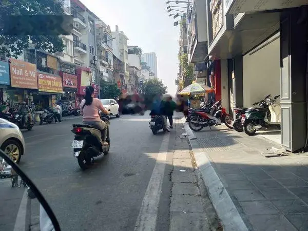 Duy nhất mặt phố Bạch Mai 106m2 mặt tiền 4,2m KD sầm uất giá 32,4 tỷ