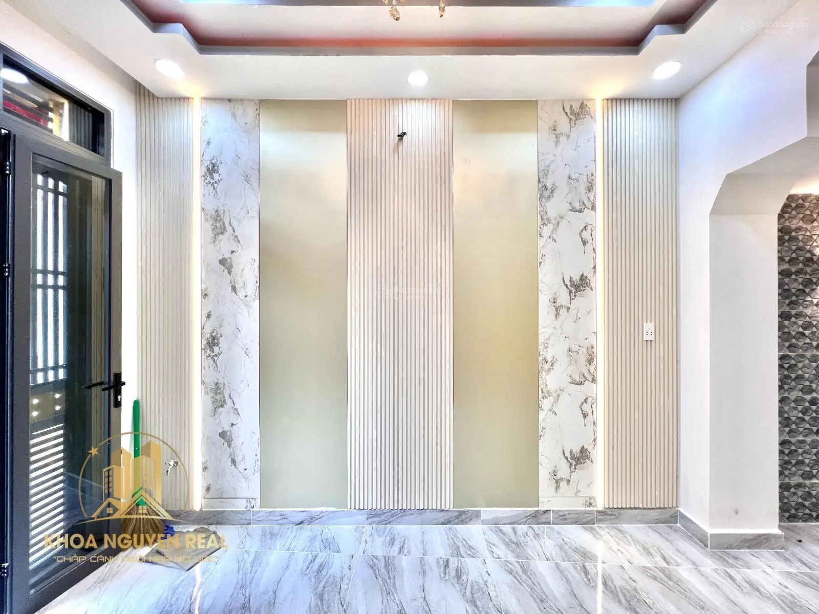 Nhà đẹp nở hậu đường số, phường 4 quận 4 - 3.3x11m - 3 lầu hoàn công đủ