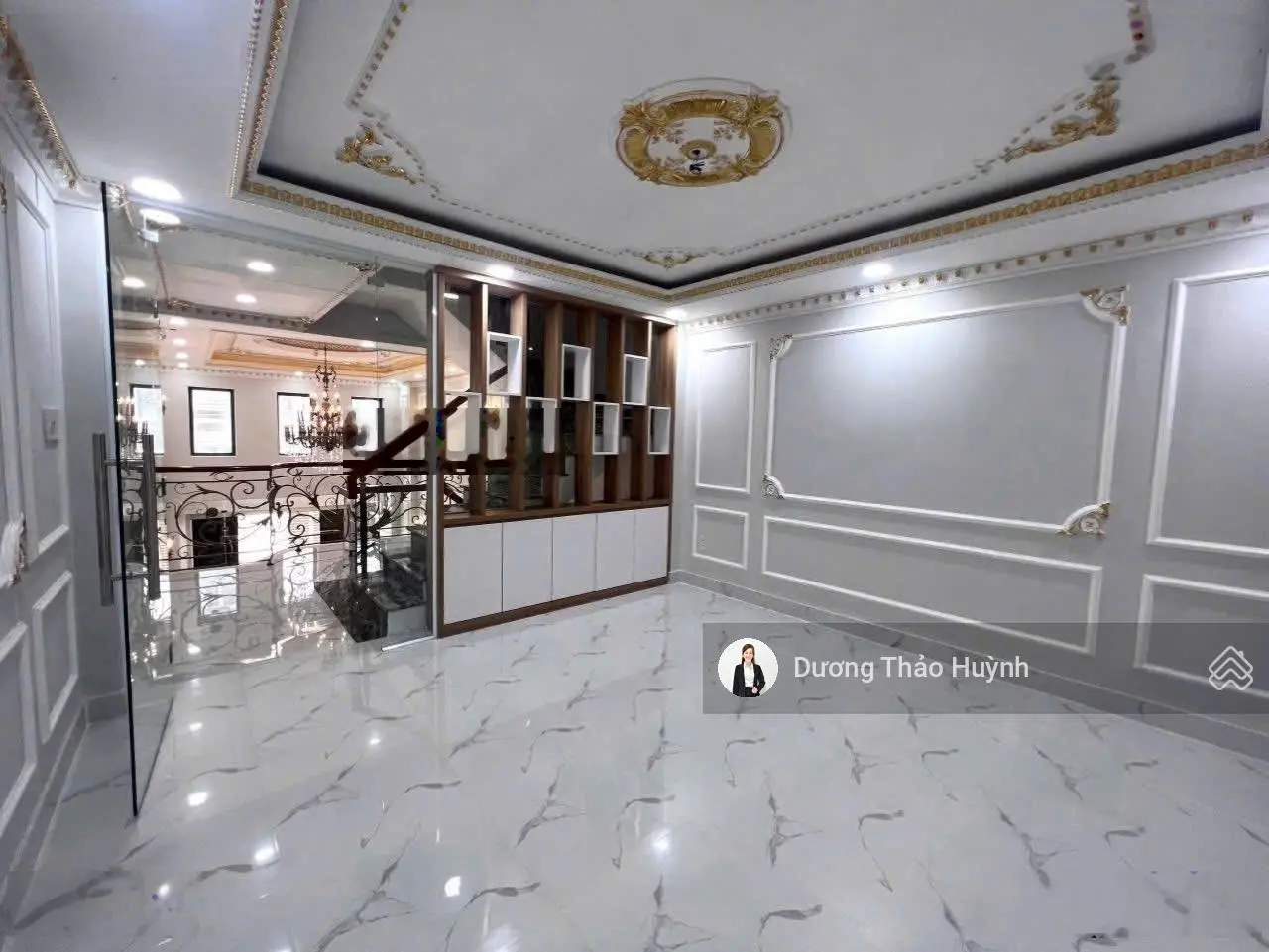 Bán nhà đẹp 5 tầng - tặng nội thất ngay Phạm Văn Đồng - Đường 8m thông - Hoàn công chuẩn có TL tốt