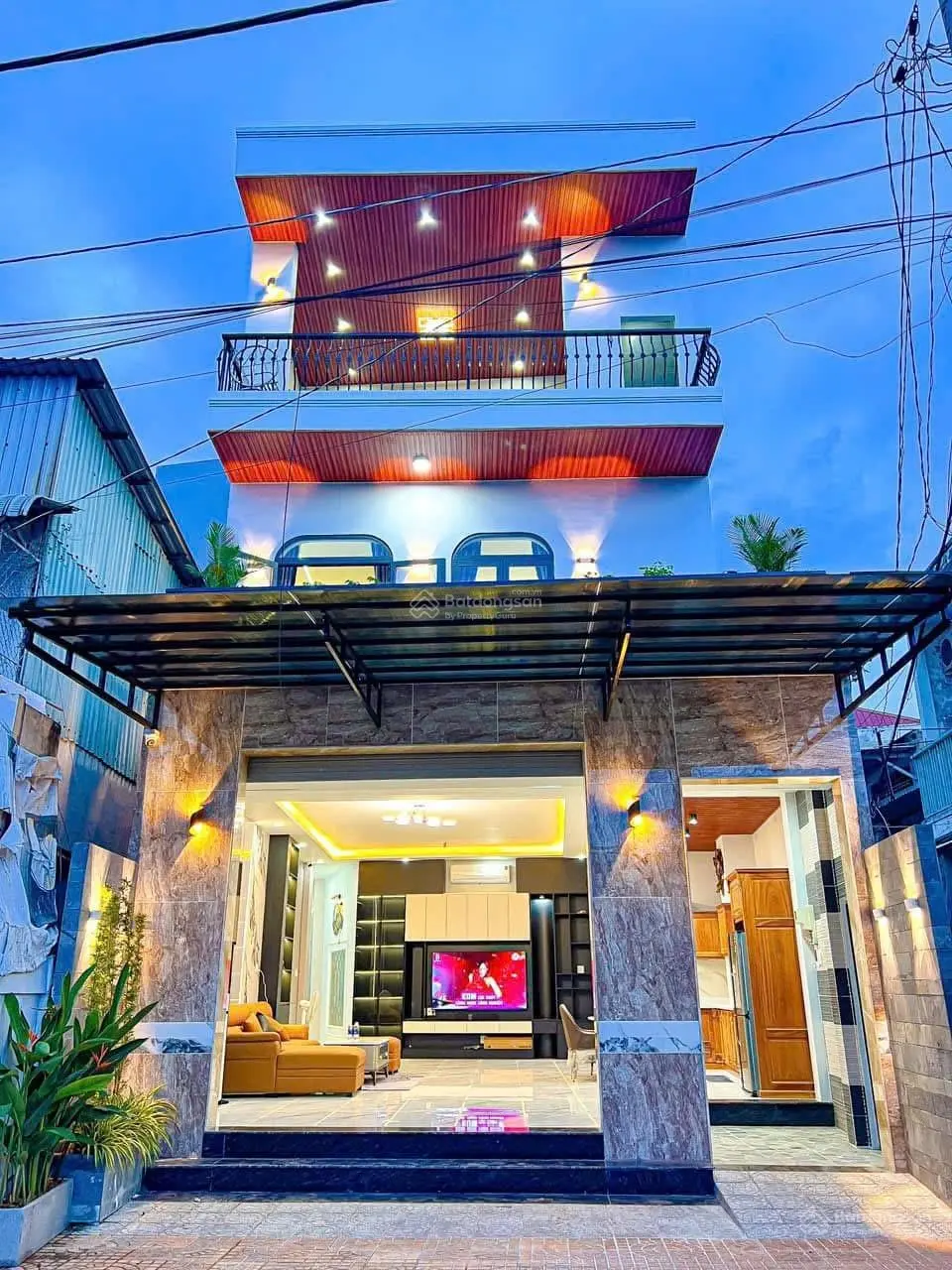Siêu phẩm nhà trệt 2 lầu - mặt tiền Mạc Thiên Tích - gần chợ Xuân Khánh